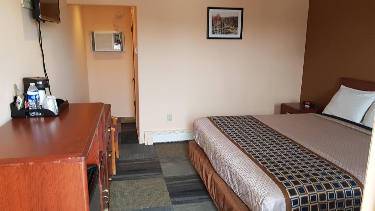 Greenway Motel Mount Morris エクステリア 写真